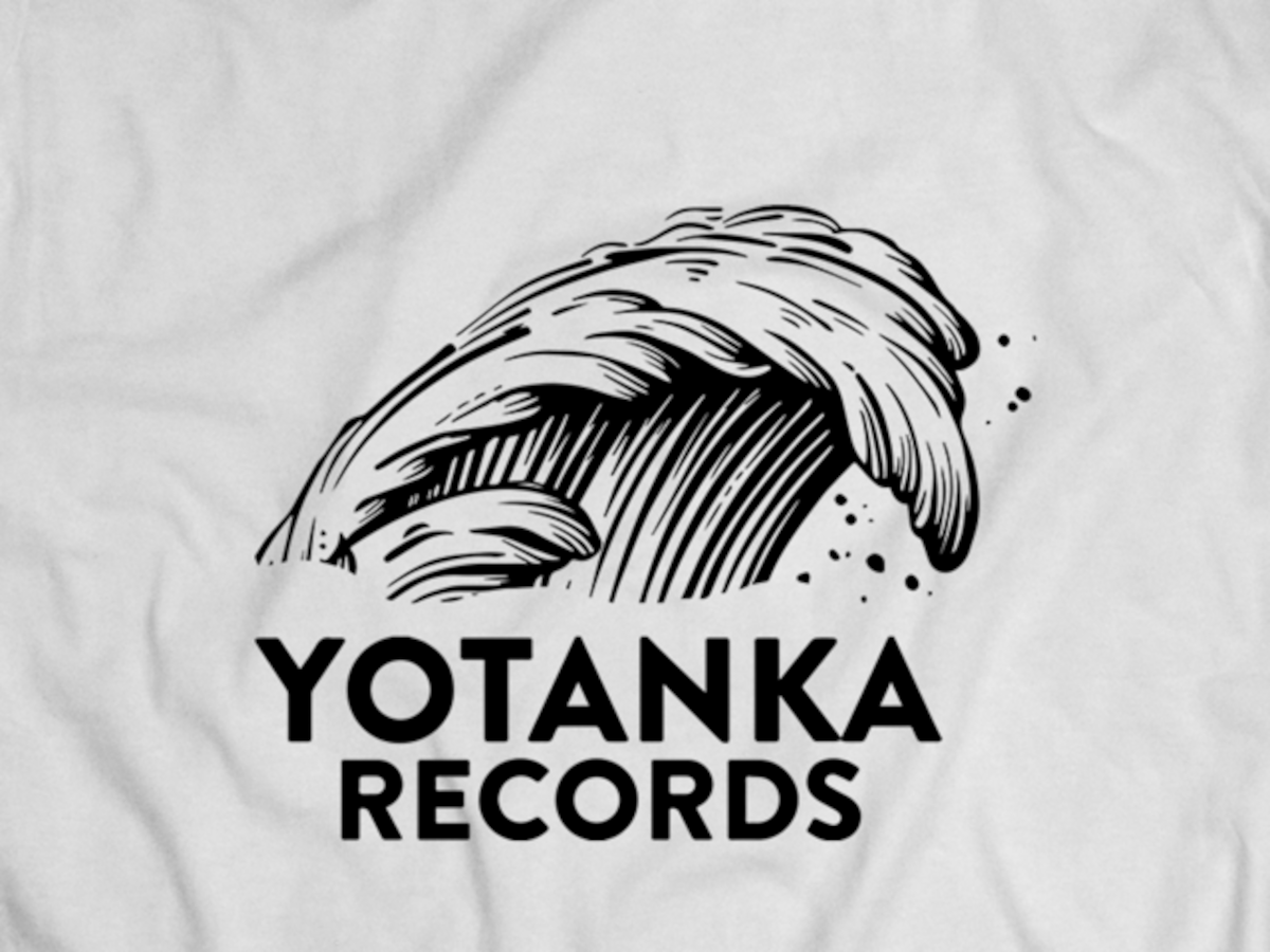 Yotanka Wave White T-shirt